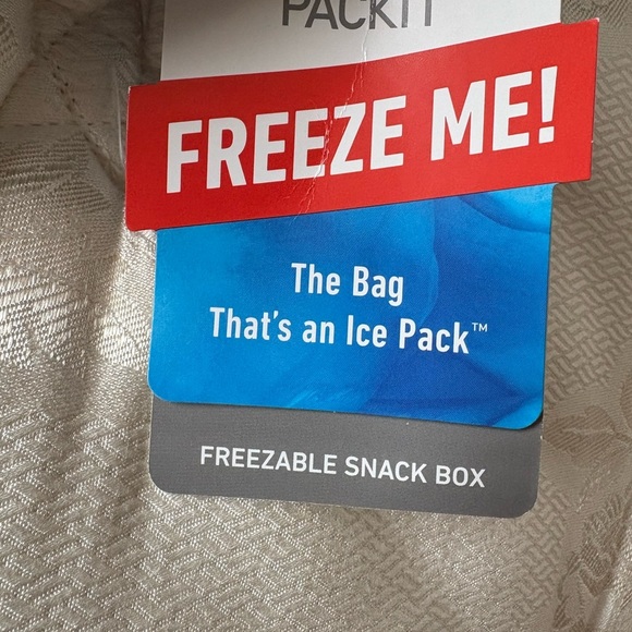 Freezable Lunch Bag,Freezable Snack Bag,Mini Cooler - Picture 3 of 6